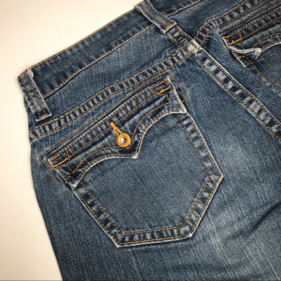 Levis 542 Low Denim Capris - Picture 8 of 12